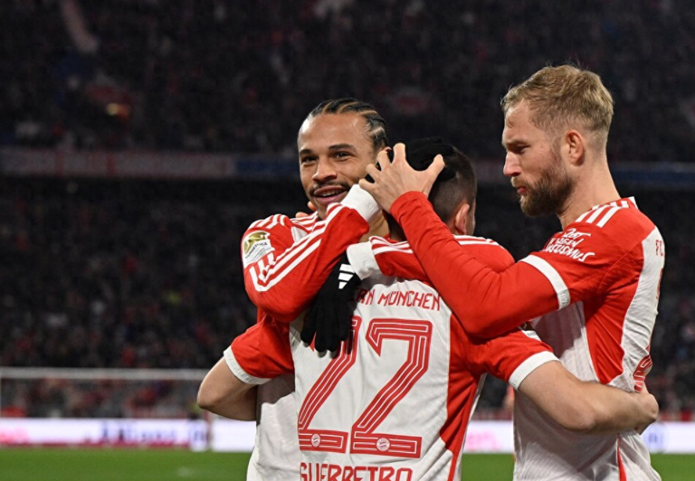 问鼎娱乐-包含科维托娃在拜仁比赛中回归赛场，大胜引发热议！的词条